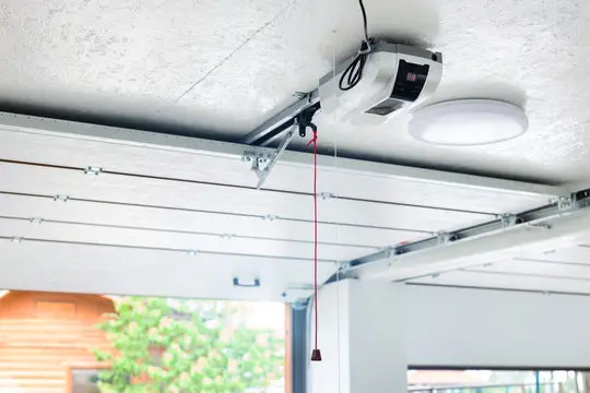 Garage Door Opener Repair Services 360 F 327541152 YjTppLPyVOa4Xac7IcIDw00OLyEQmIXB 1